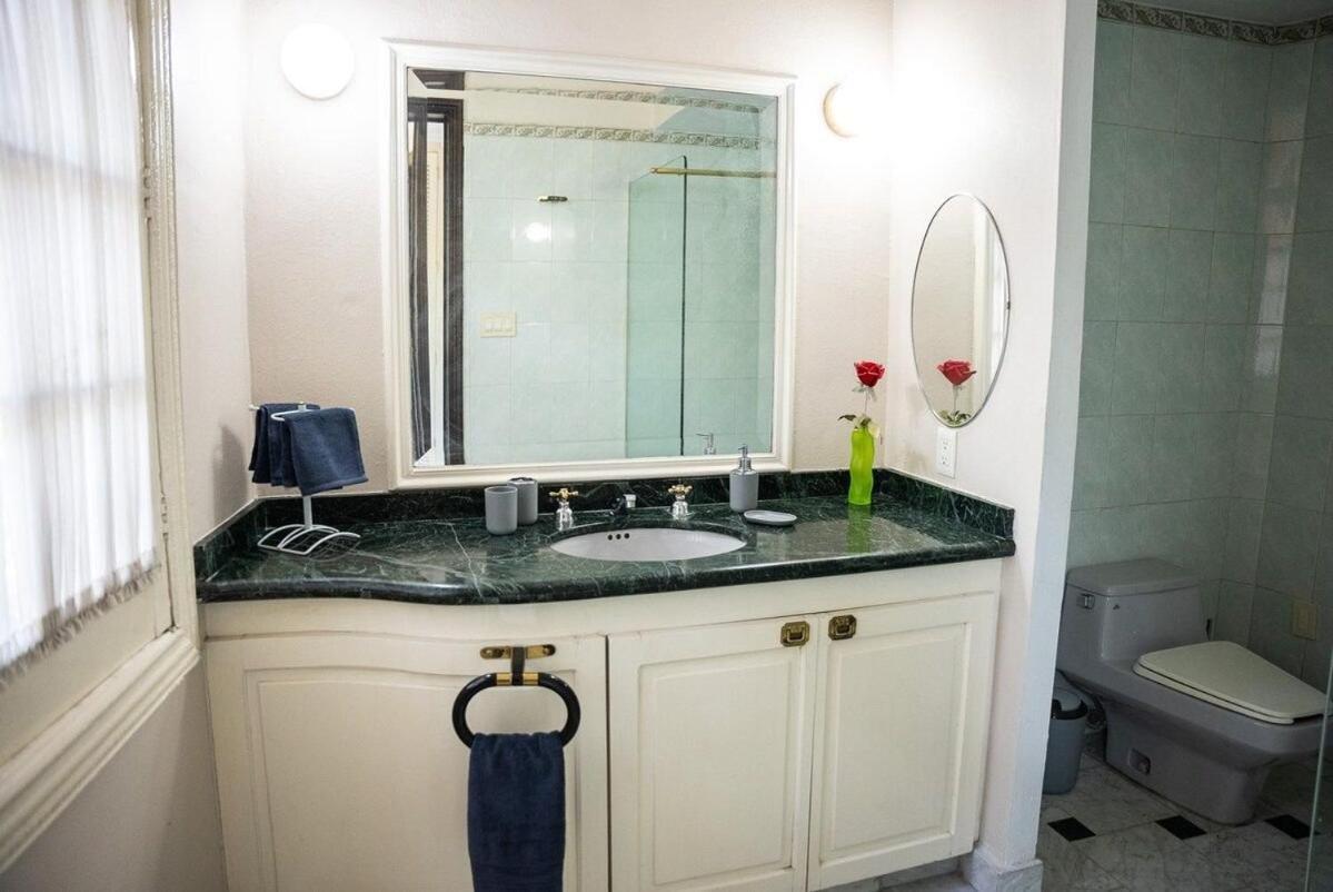 Habitaciones En Excelente Ubicacion Para 8 Personas Мехико Экстерьер фото